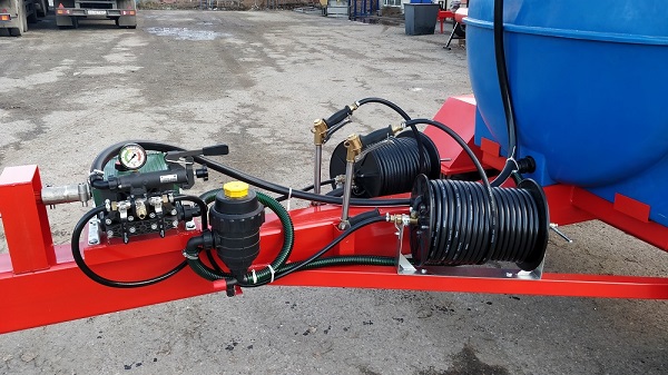 Машина моечная, дезинфекционно-побелочная МДП-2000